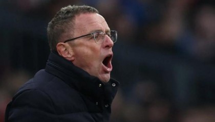 朗尼克：曼联无锋阵实属无奈 罗杰斯：裁判尺度不一