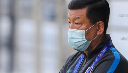 开云投注-连续2场补时绝平玩的就是刺激？康熙：能换人就没事