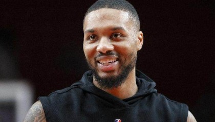 利拉德：我天生忠诚 对新赛季的开拓者非常期待