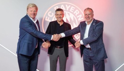 kaiyun app-“两巨头时代”落幕，鲁梅尼格：坐回赫内斯身边吐槽