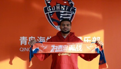 开云体育博彩-中超转会动态：保级队一口气官宣3名外援，升班马官宣归化球员