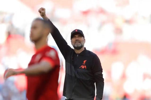 1650157461106073741.jpg 1650157219425.jpg